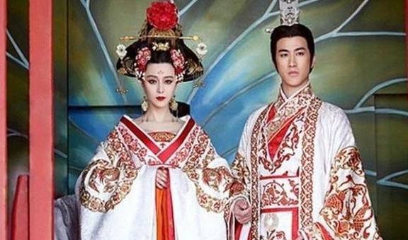 华为手机软件都打不开
:号称中国最难盗的墓：袁天罡选址，盗墓贼参与，一个师都打不开