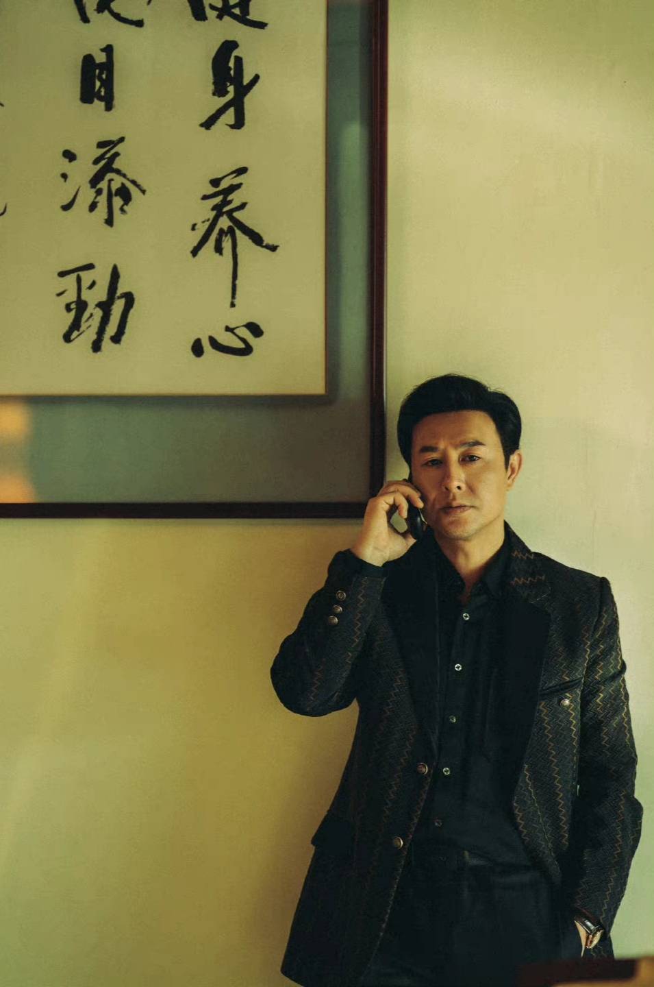 华为什么手机卖的好
:张颂文签名照被卖到8000元！为什么会这样？请放过我们的好演员吧
