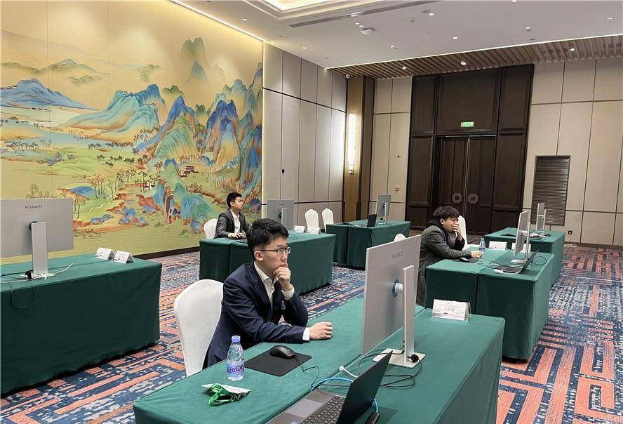 华为青春9手机重量
:深圳附加赛第二轮围攻成都浙渝握手-第2张图片-亚星国际官网