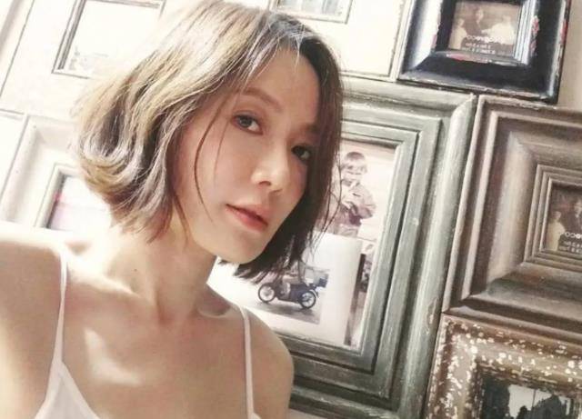 小肾磨合苹果版
:阿中与尹馨情断分手，尹馨说有无法克服的问题，Selina淡淡回应