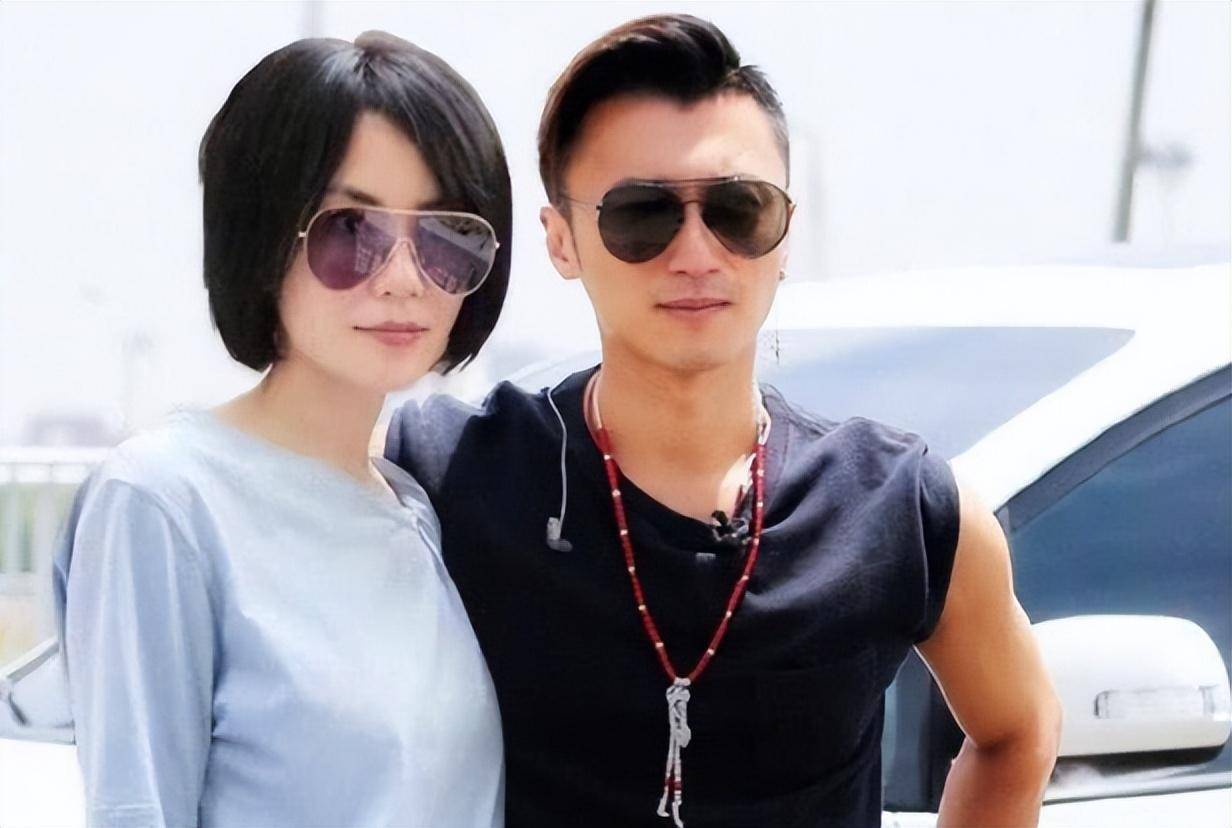 爆笑苹果版歌在飞:容祖儿喊话谢霆锋平时会给王菲买面膜吗谢霆锋的回复笑翻全场