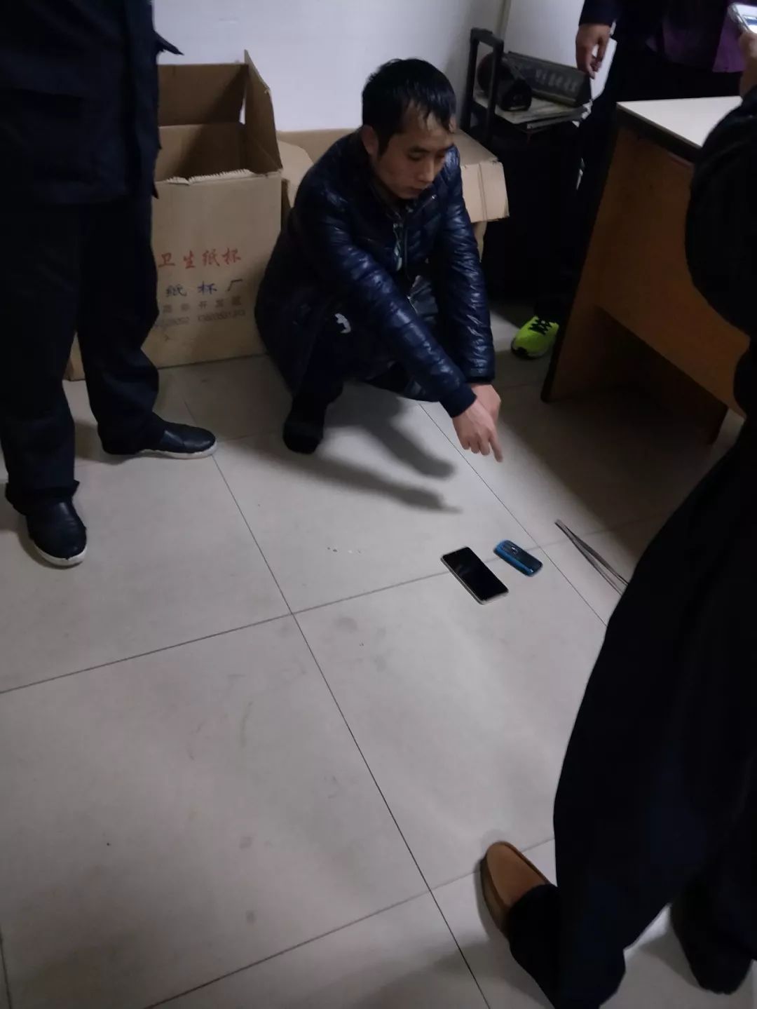 南城昨天盗窃手机新闻的简单介绍-第2张图片-亚星国际官网